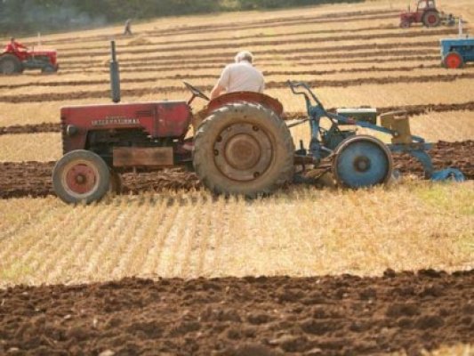 Altă taxa pentru agricultori, pentru îmbunătăţiri funciare
